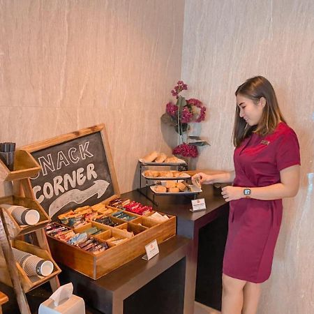 News Hotel Waru Sidoarjo Ngoại thất bức ảnh