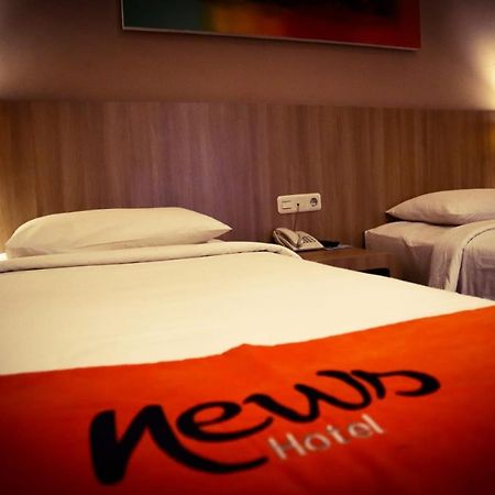 News Hotel Waru Sidoarjo Ngoại thất bức ảnh