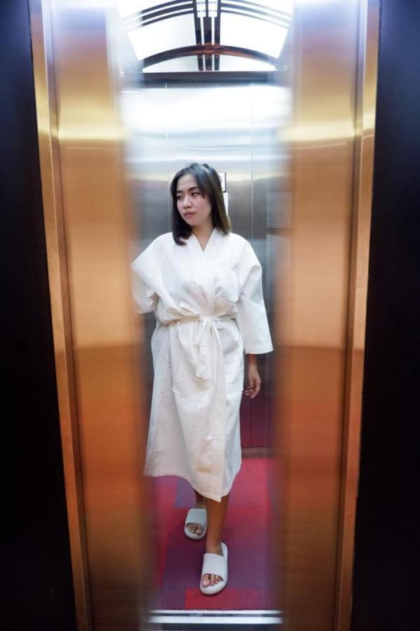 News Hotel Waru Sidoarjo Ngoại thất bức ảnh