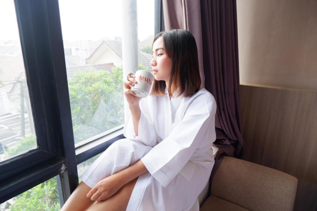 News Hotel Waru Sidoarjo Ngoại thất bức ảnh