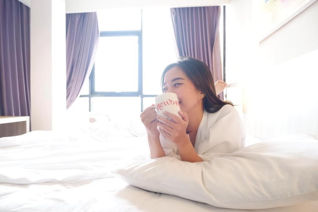 News Hotel Waru Sidoarjo Ngoại thất bức ảnh
