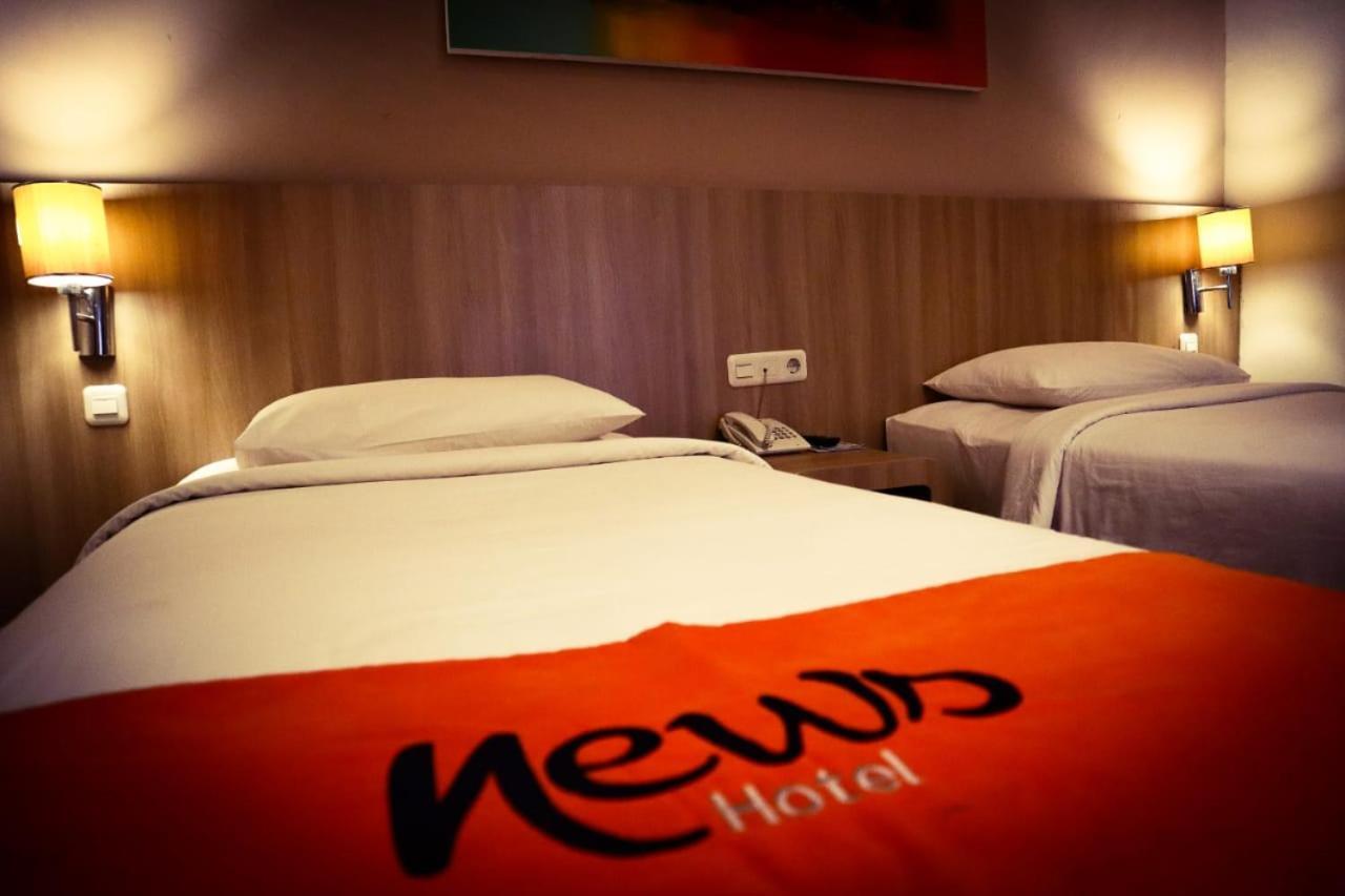News Hotel Waru Sidoarjo Ngoại thất bức ảnh
